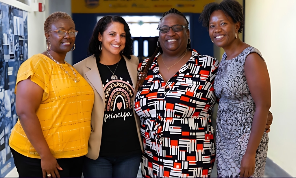 Foto de grupo de la fundadora de Lead Liberated, Daneen Keaton
