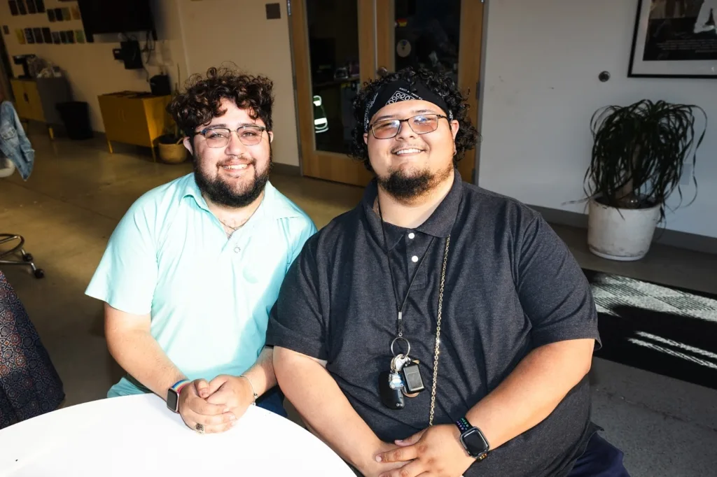 Sergio Castro y Betty Reid Soskin